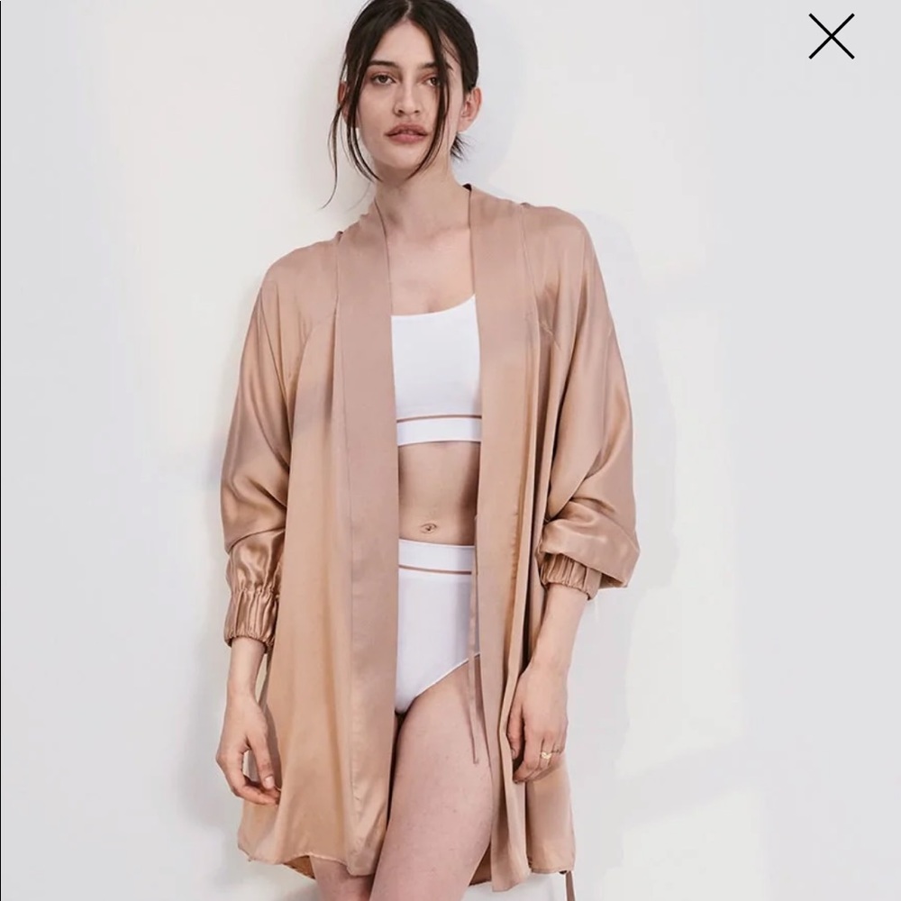 Lunya Robe in Otium Tan size S/XS